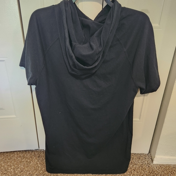 Under Armour - Picture 3 of 3